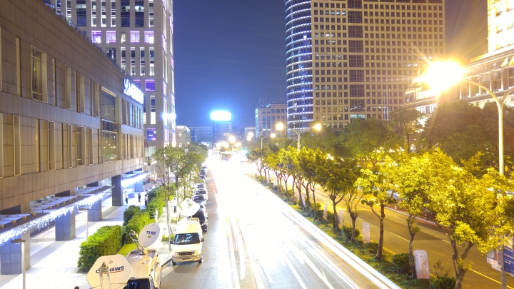 LG G4最強拍照旗艦機︰街拍台灣 信義區夜景 CSK不專業 體驗