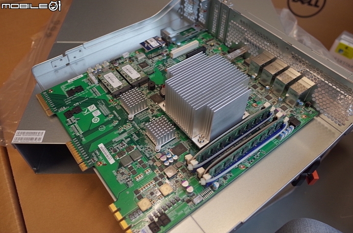 [全臺第一]怪獸級40G效能&自動分層NAS開箱 -QNAP TVS-EC1580MU-SAS-RP 多圖