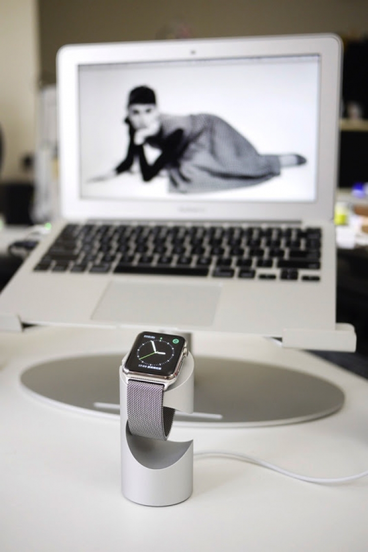 Apple Watch不拿來當作藝術品擺在桌上，不然要幹麻？Just | Mobile TimeStand測試報告