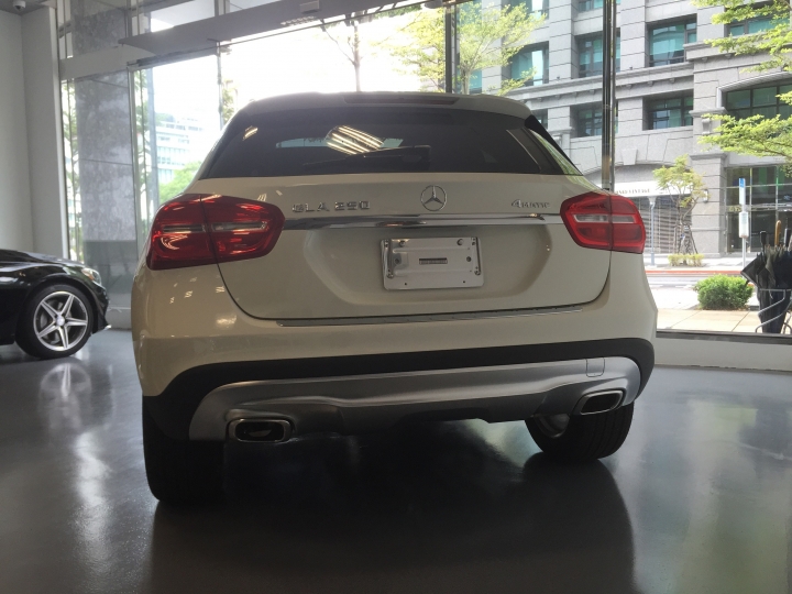 GLA 250 4MATIC