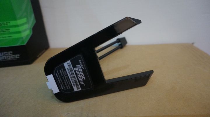[開箱] RAZER Mouse Bungee 鼠線夾