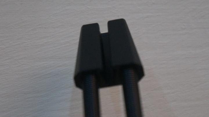 [開箱] RAZER Mouse Bungee 鼠線夾