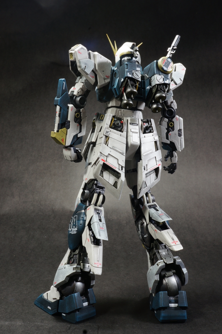 Nu Gundam ver.KA 把藍寶堅尼變貨車