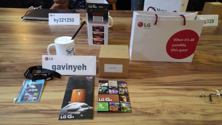 【LG G4最強拍照旗艦機︰街拍台灣】: 龍山寺攝影實戰分享