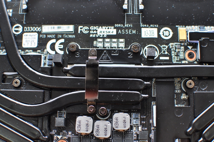 AORUS X5拆機介紹與PLEXTOR M6E測試