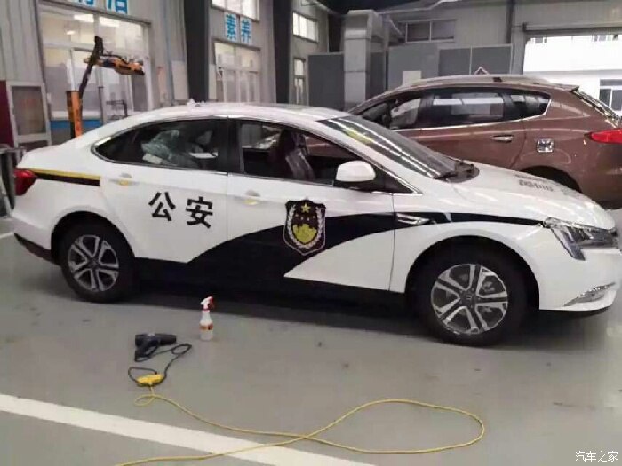 強國都當警車了.台灣還沒上
