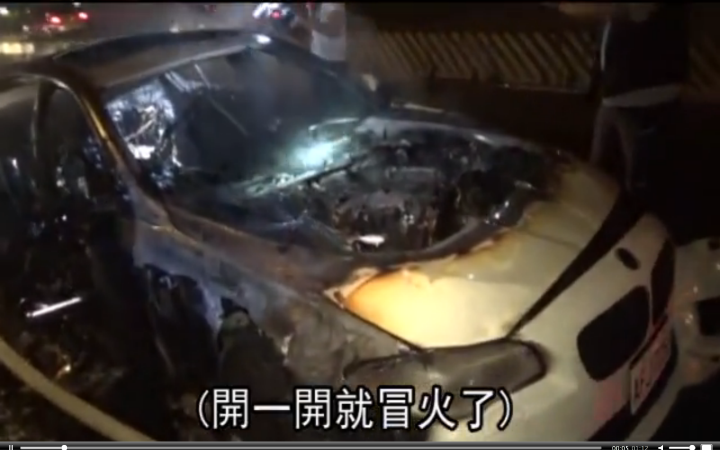ＢＭＷ引擎蓋材質？