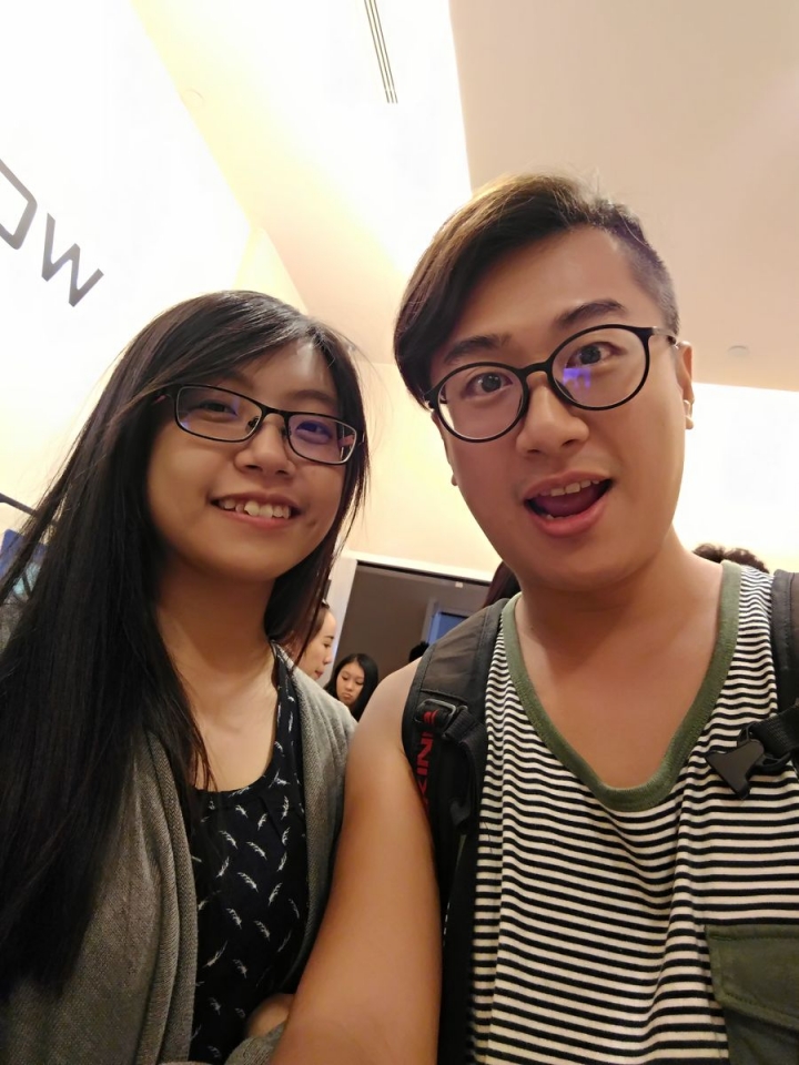不管女男都愛不釋手的自拍機 ASUS ZenFone Selfie