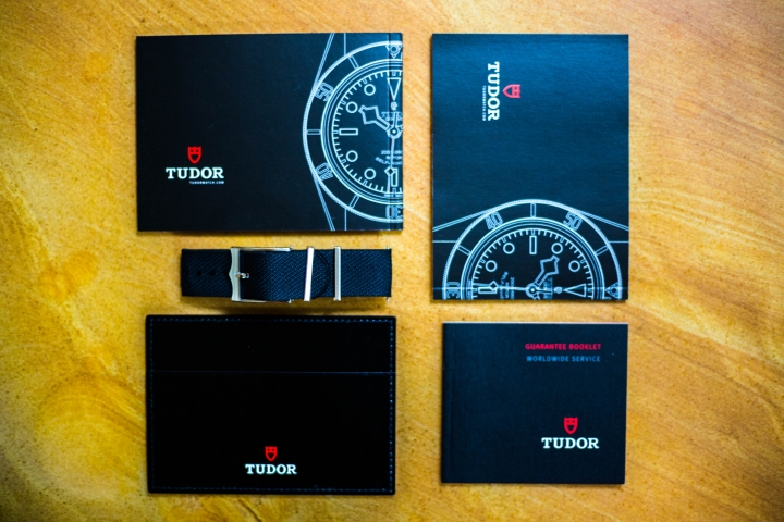 【開箱】Tudor Black Bay Red 紅色潛水機械錶