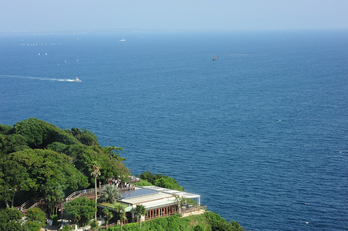 湘南。漂浮在海上的旅遊勝地。江之島