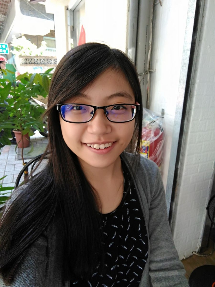 不管女男都愛不釋手的自拍機 ASUS ZenFone Selfie