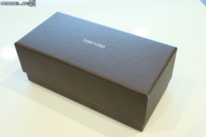 [開箱] Tom Ford復古鏡框