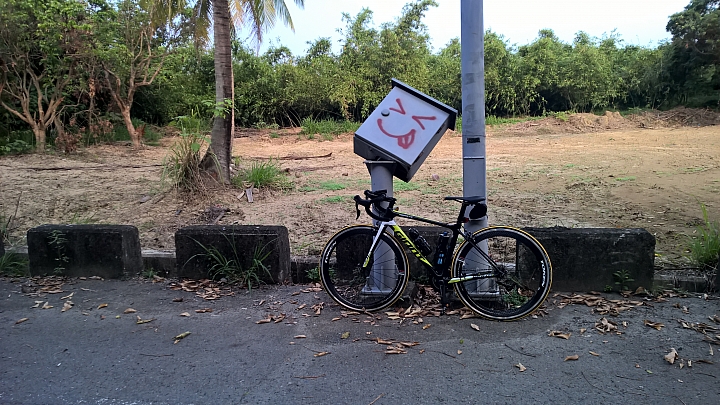 [開箱]TCR ADV1 KOM補開箱兼公路車新手初次挑戰破百K心得