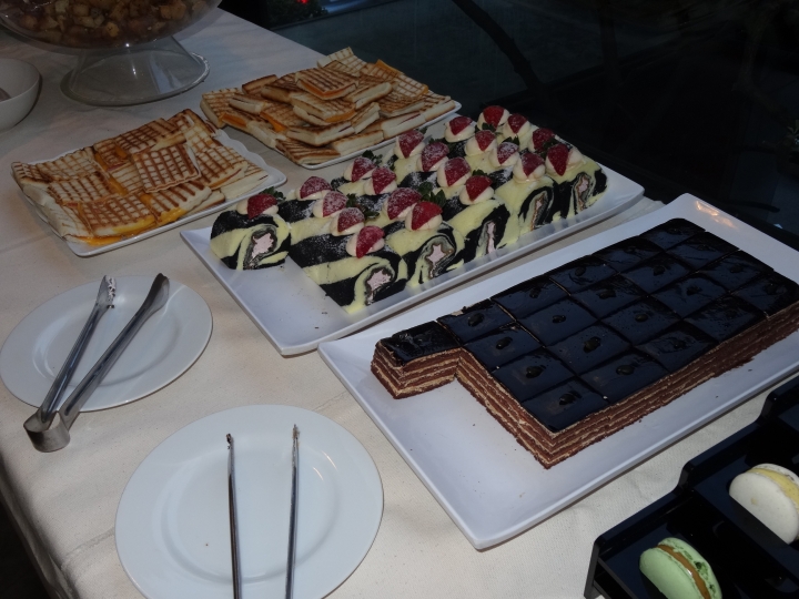 LG G4最強拍照旗艦機︰街拍台灣 信義區夜景 CSK不專業 體驗