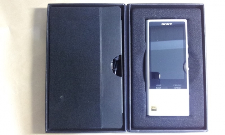 [開箱] 01首開 高階音樂欣賞者專屬隨身播放器 -- SONY NW-ZX100