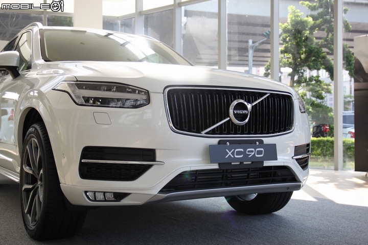 桀傲不馴─《VOLVO XC60 T6 R-Design》試駕體驗與心得分享