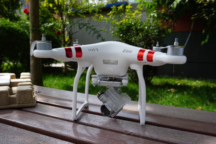 初級航拍器材——DJI 大疆精靈3簡單開箱
