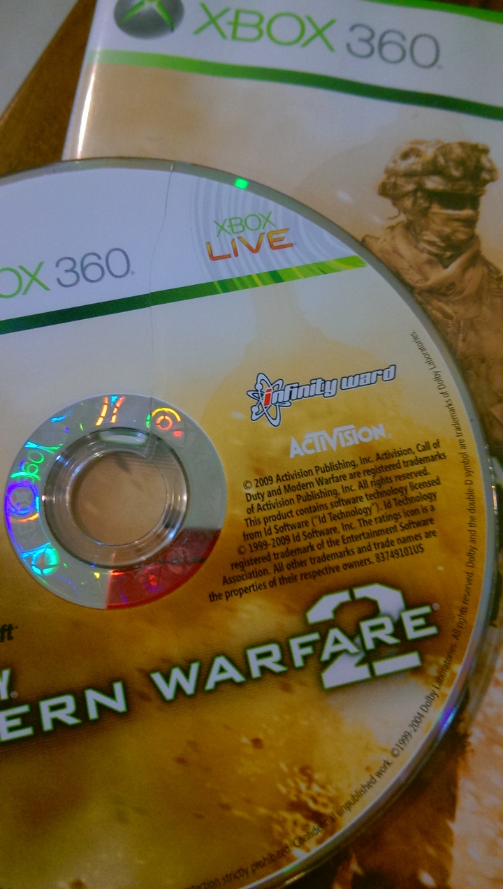 请問線上購物哪裡可以買到modern warfare 2?