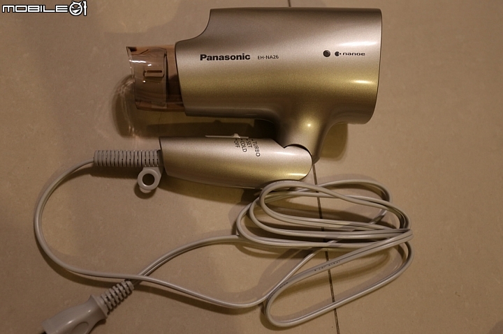 nanoe的吹風機Panasonic-NA-26開箱