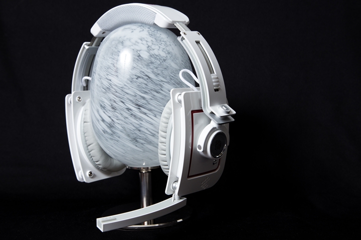 Tt eSPORTS Level 10M BMW設計之電競耳機，典藏入手