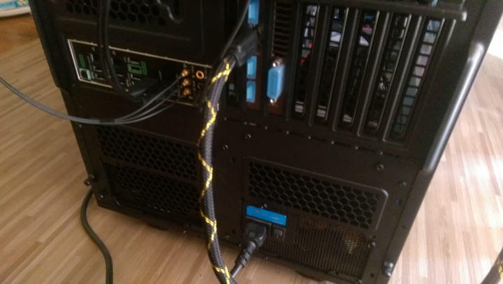 曜越Core X9 機殼 簡易開箱