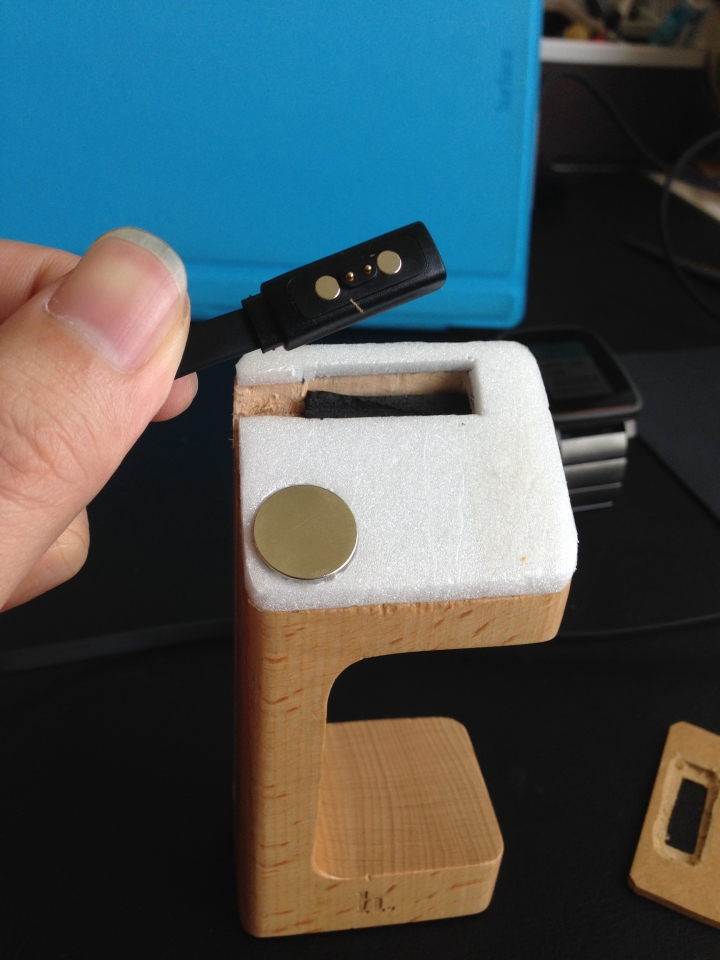 DIY Pebble Time Steel 充電座 / 智慧型手錶座