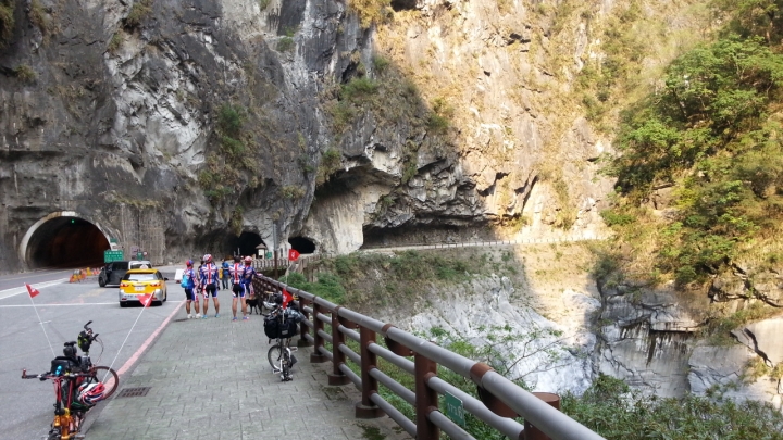 中央山脈+雙中橫+集集日月潭+蘇花+東北角，5天4夜 環島之旅