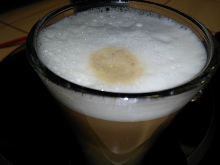 我和NESCAFE Dolce Gusto DROP相遇的故事 [開箱與試用體驗]