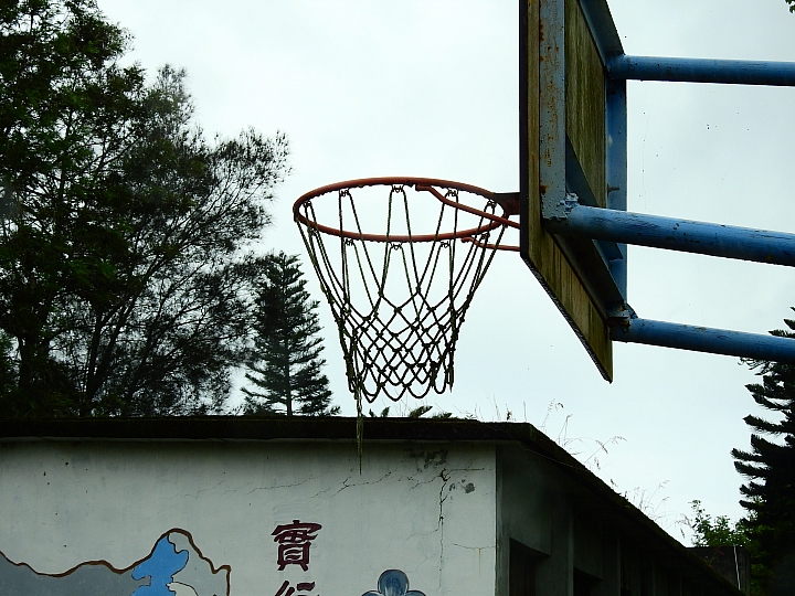 古蹟樂山國小，勾起4、5、6年級生的小學回憶。