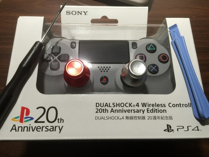 20週年紀念版DS4入手& 動手改香菇頭！