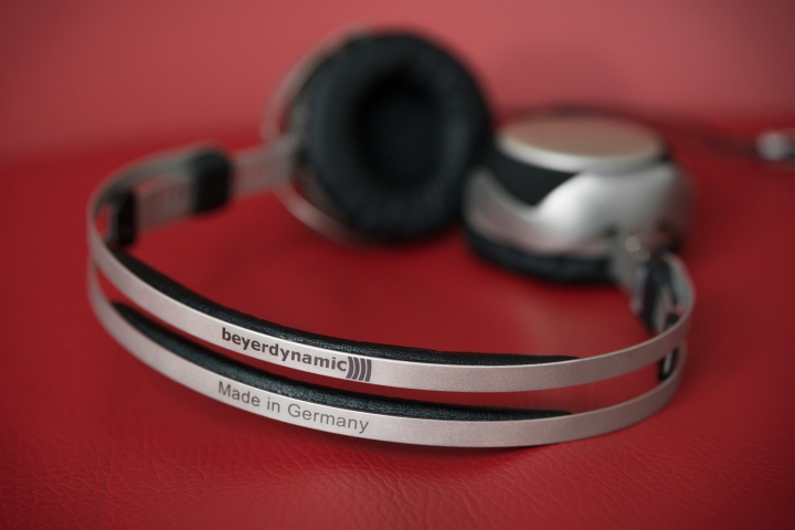 [開箱] Beyerdynamic T51i  行動小鋼炮