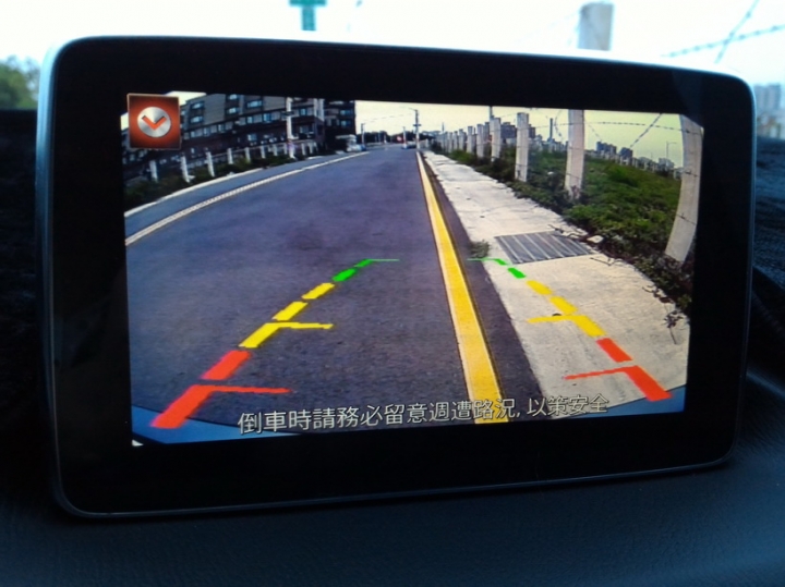 mazda3 灰色4D頂級 開箱