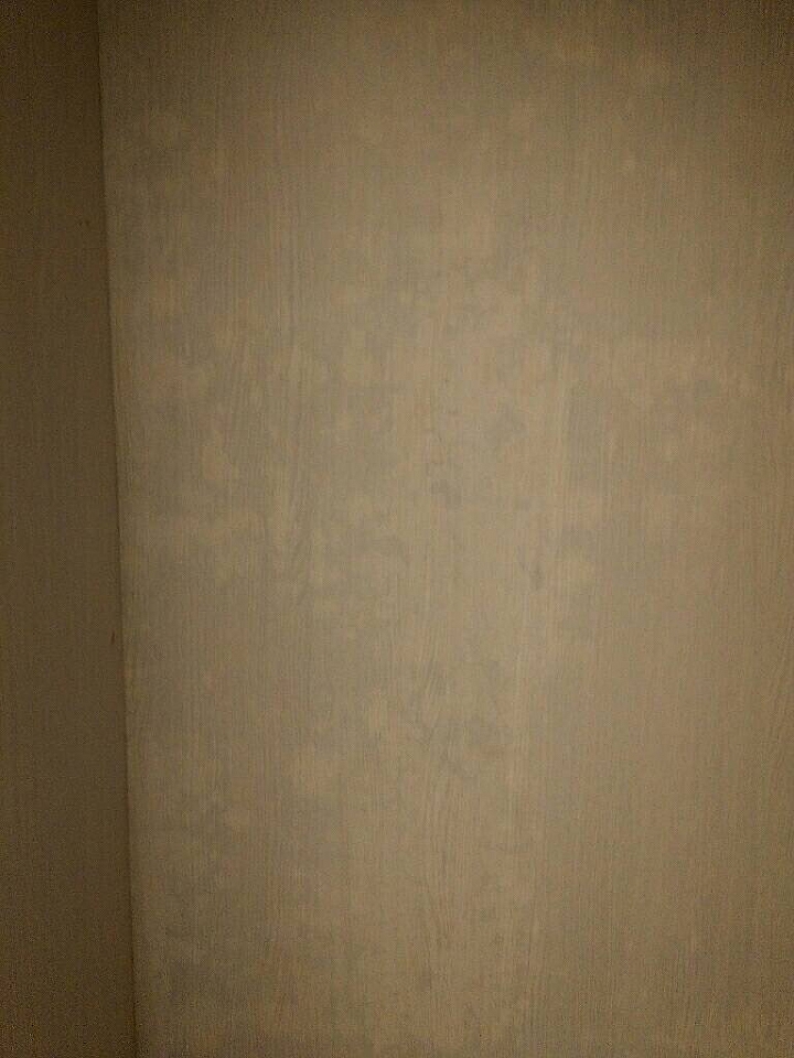 插座內有水是潮濕造成的嗎