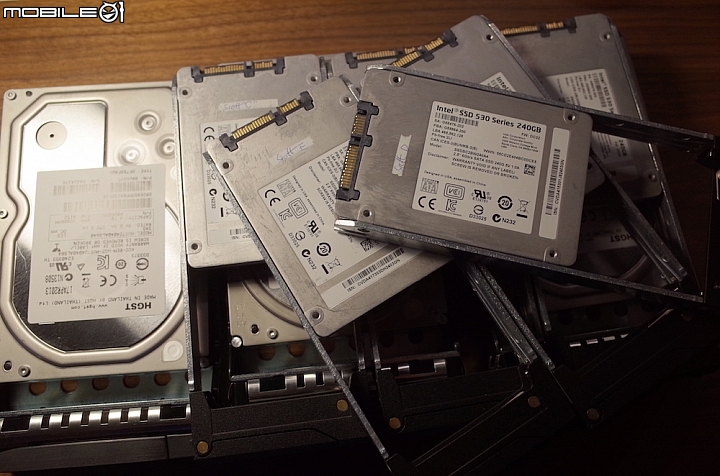 [全臺第一]怪獸級40G效能&自動分層NAS開箱 -QNAP TVS-EC1580MU-SAS-RP 多圖