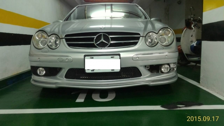 [請教]05年C55 AMG 的下巴網零件名稱