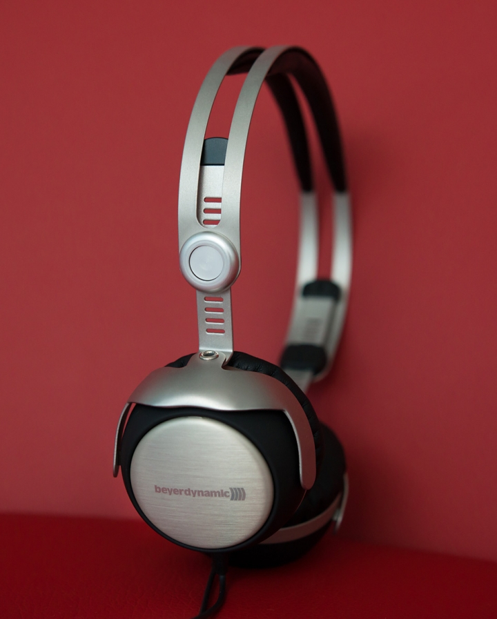 [開箱] Beyerdynamic T51i  行動小鋼炮