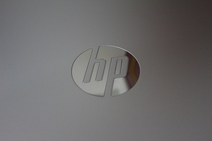 無法停止的觸碰  HP Envy 15-ae033TX 簡易開箱