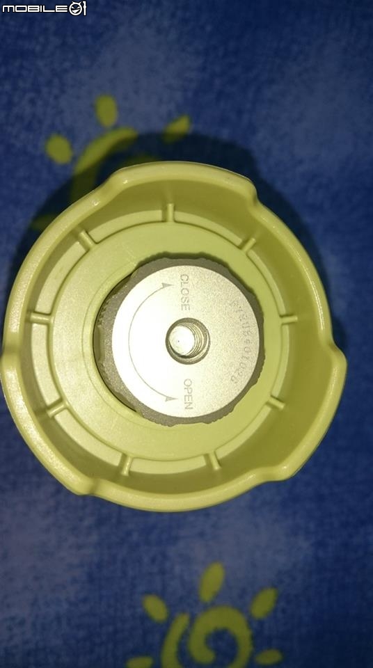 FENIX CL25R 露營燈
