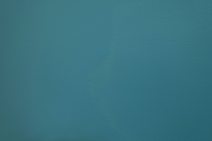 請教此油漆修補後發生的現像該如何處理?