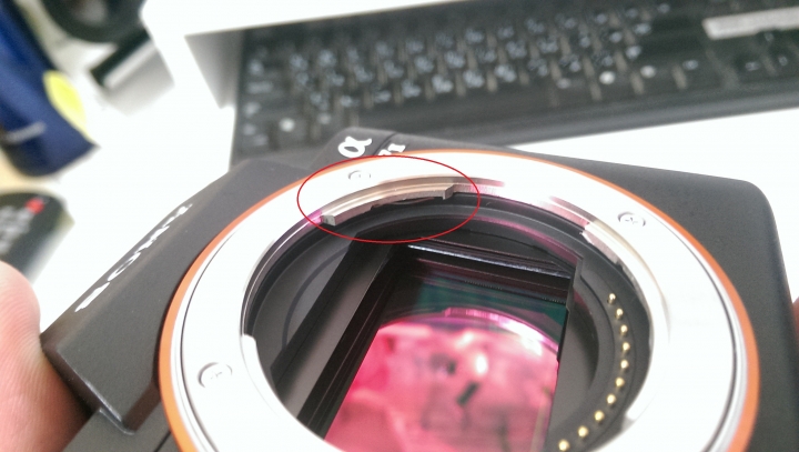 sony A7II 機身卡榫接頭
