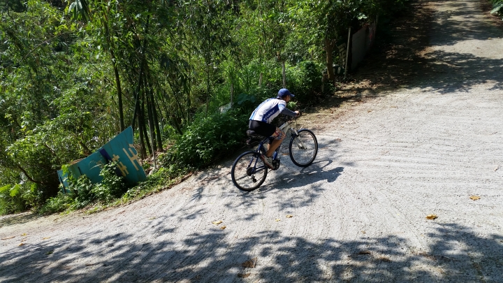 【路線分享】土城第一陡坡．永豐路慈聖宮．超級賽亞坡．大家來挑戰．超級陡坡介紹