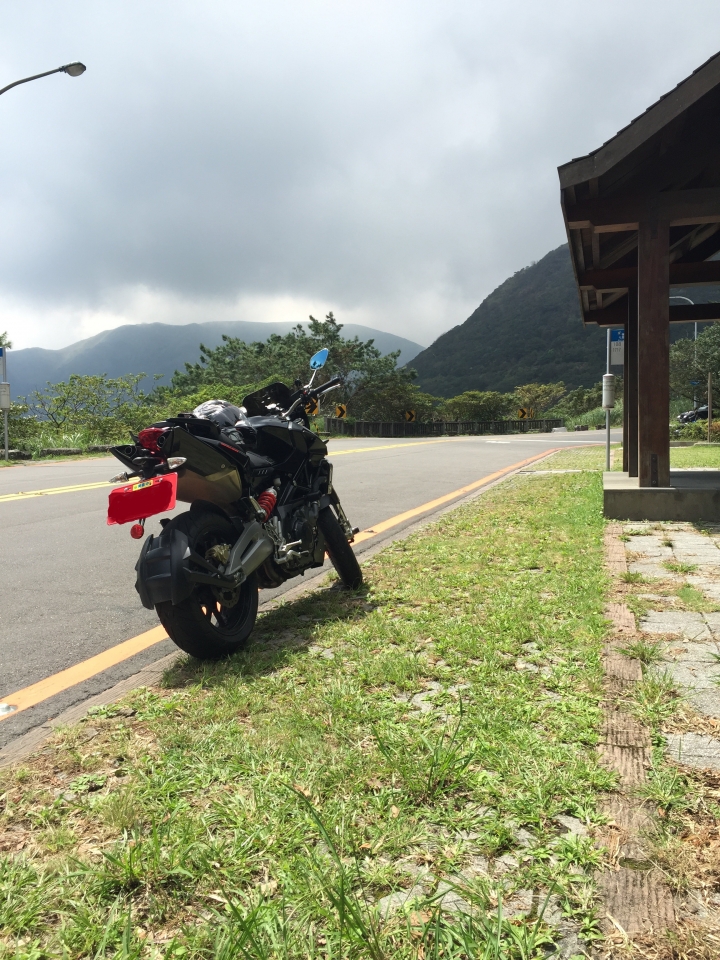 Aprilia Shiver 750 簡單開箱