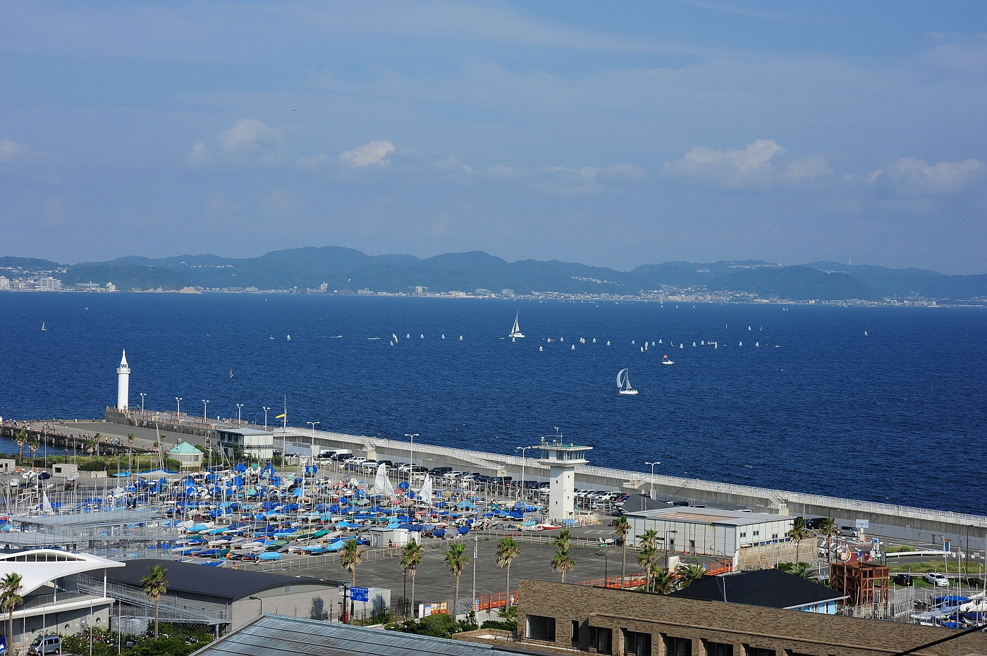 湘南。漂浮在海上的旅遊勝地。江之島