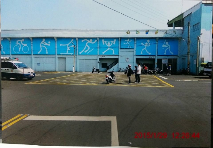 SMAX被撞了....責任分析請益。