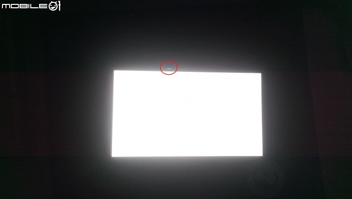 詢問目前使用m9+的大大們是否有類似這樣問題 這算是瑕疵嗎??