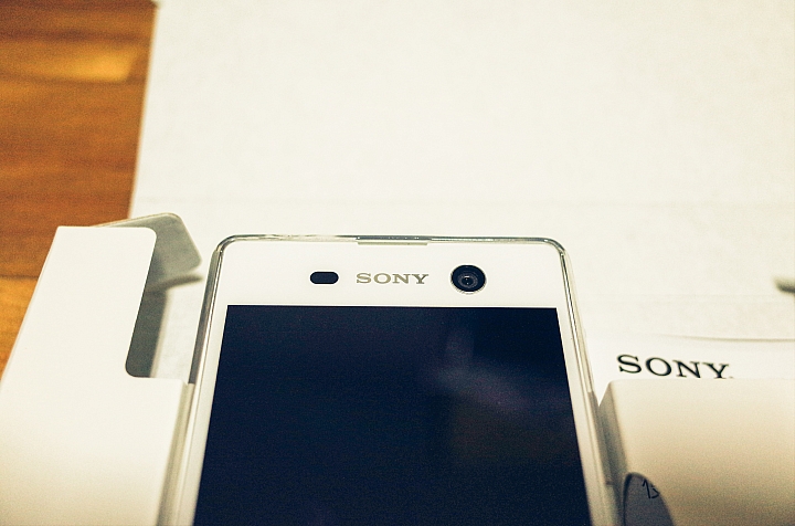 Sony M5 「水水機」小開箱 (含實拍及ISO測試)