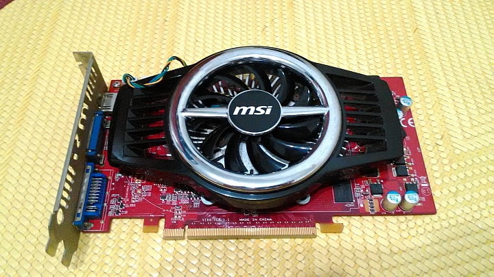 年代久遠的兩張顯卡：NX9600GT、N9800GT