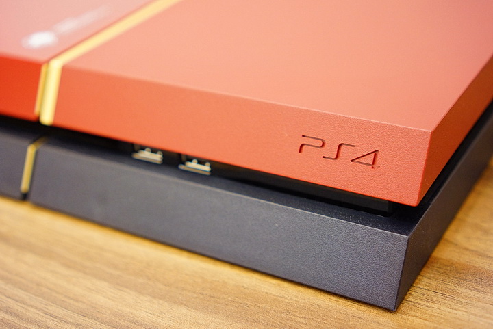 【幻痛】PS4 幻痛機 限量同捆單主機 CUH-1200/1207A 圖 + 文開箱