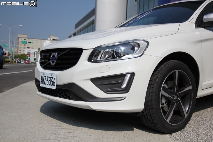 桀傲不馴─《VOLVO XC60 T6 R-Design》試駕體驗與心得分享