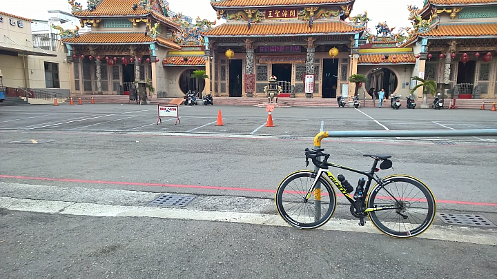 [開箱]TCR ADV1 KOM補開箱兼公路車新手初次挑戰破百K心得